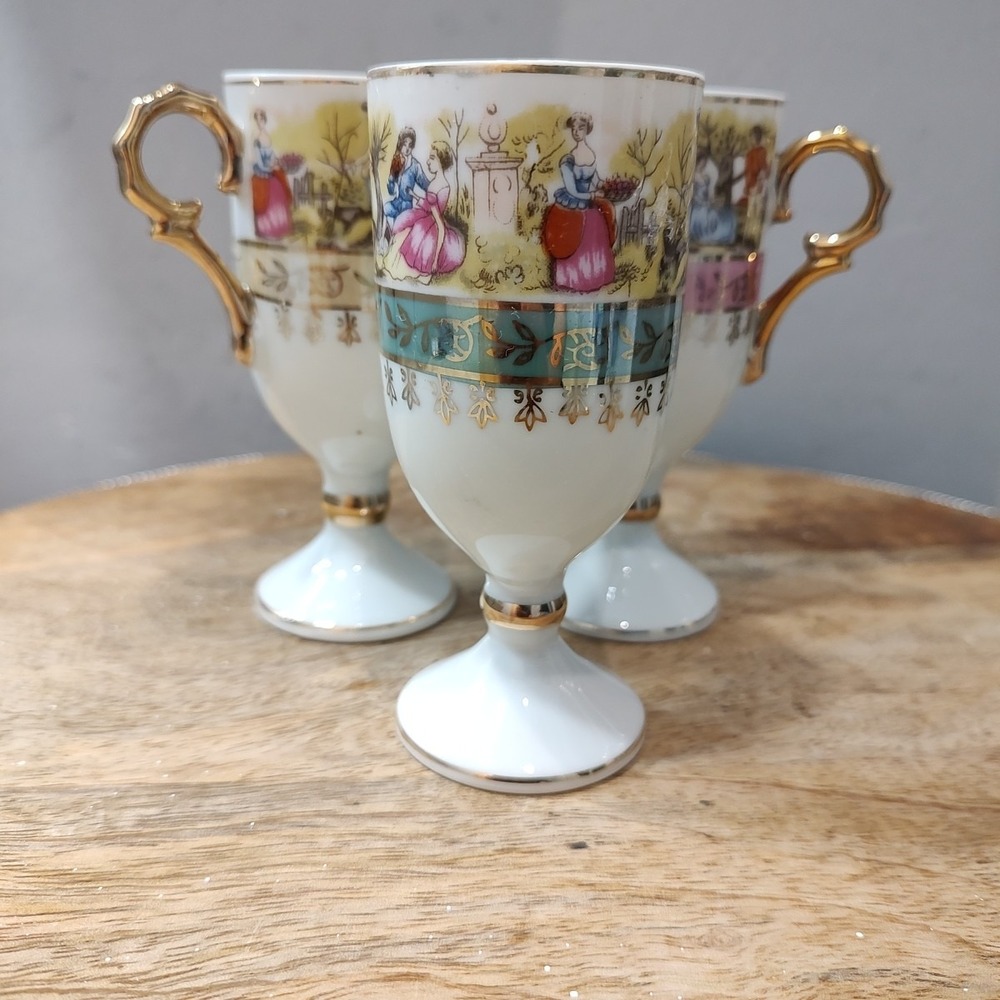Vtg Royal Vienna Style Beehive Mark Footed‎ Demitasse Cup Courting Couple Set 3